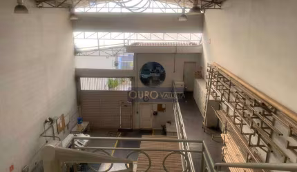 Galpão com 1.000m²