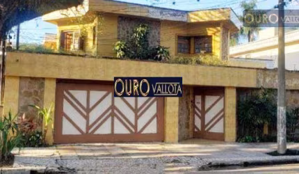 Sobrado com 4 dormitórios à venda, 396 m² por R$ 3.800.000,00 - Alto de Pinheiros - São Paulo/SP