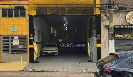 Salão 450m²,  terreno 6m x 500m, vão livre e mezanino na Mooca
