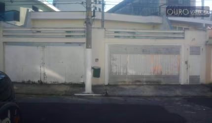 Casa com 3 dorm. - CA 210708M