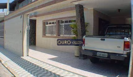 Casa com 3 dorm. - CA 220516M
