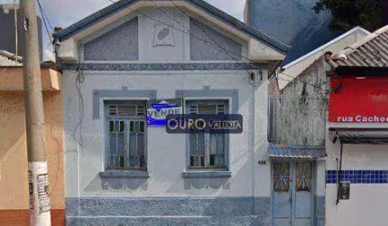 Casa com 240m² - CA 220910X