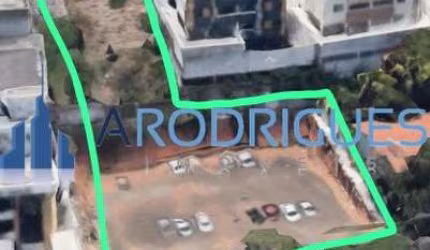 Oportunidade Única: Terreno de 1.891m² na Pituba, Salvador-BA, com contenção Pronta e Alvará para 18 Andares!