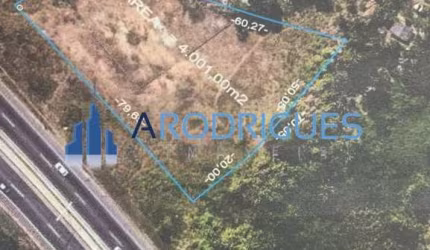 Terreno à venda em Aguas Claras,  11 salas, 5 banheiros, 5 vagas de garagem, 4.000m² de área.