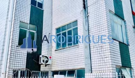 Locação Prédio Comercial com 5 salas, excelente localização.