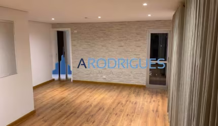 Oportunidade de apartamento à venda, 3/4 sendo suíte, excelente localização em São Paulo - Vila Olímpia