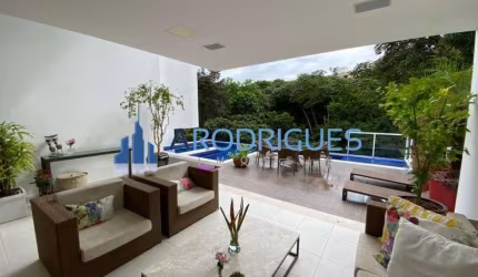 Oportunidade Casa à venda de Alto Padrão no Alphaville I com 900 m²!