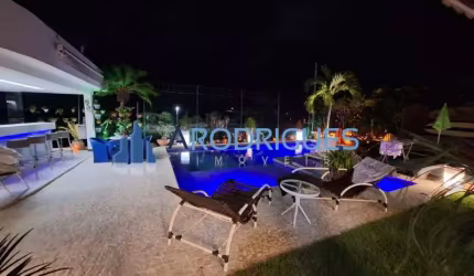 Casa Alto padrão no Quatro Rodas Golf Club - Oportunidade venda e locação .