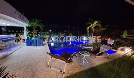 Casa Alto padrão no Quatro Rodas Golf Club - Oportunidade venda e locação .