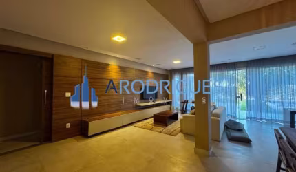 Casa de luxo em condomínio à venda ou locação em Catu de Abrantes, Camaçari - 4 quartos, 4 suítes, 3 salas, 5 banheiros, 5 vagas de garagem, 370m².