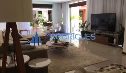 Luxuosa mansão em condomínio no Portão, Lauro de Freitas-BA: 6 quartos, 3 suítes, 1 sala, 5 banheiros, 4 vagas, 900m².