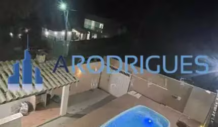 Residência exclusiva em condomínio no Monte Gordo, Camacari-BA: 3 quartos, 1 suíte, 1 sala, 4 banheiros, 200m² - Oportunidade!
