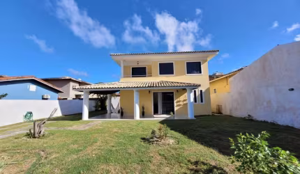 Casa em Condomínio para Locação em Lauro de Freitas, Buraquinho, 3 dormitórios, 1 suíte, 3 banheiros, 1 vaga
