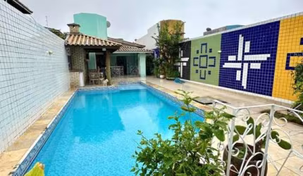 Casa para Venda em Lauro de Freitas, Buraquinho, 3 dormitórios, 2 suítes, 4 banheiros, 2 vagas