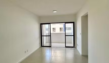 Apartamento para Venda em Lauro de Freitas, Pitangueiras, 3 dormitórios, 1 suíte, 3 banheiros, 2 vagas