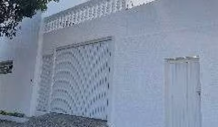 Casa a venda na 24 de Maio