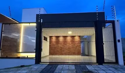 Casa à venda em Maringá, Jardim Munique, com 3 quartos, com 127 m²