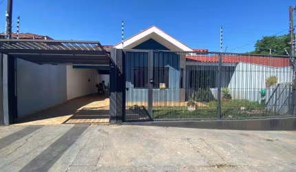 Casa à venda em Maringá, Parque das Laranjeiras, com 3 quartos, com 265 m²