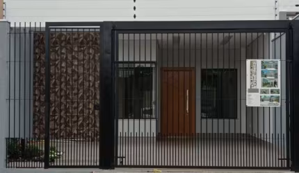 Casa à venda em Maringá, Jardim Lagoa Dourada, com 3 quartos, com 150 m²