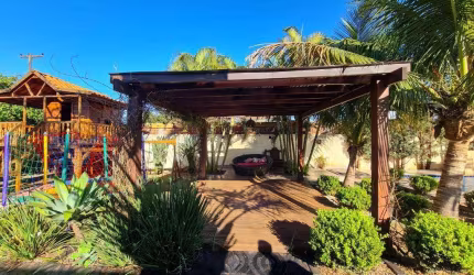 Chácara à venda em Maringá, Loteamento Bela Vista, com 1 quarto, com 517 m²