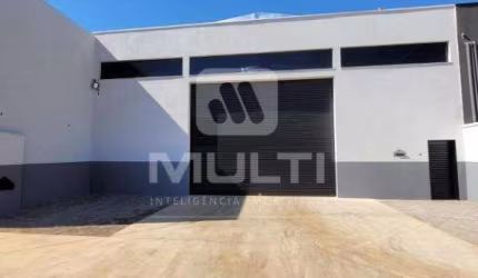 Barracão / Galpão / Depósito para alugar no Novo Mundo, Uberlândia  por R$ 12.000