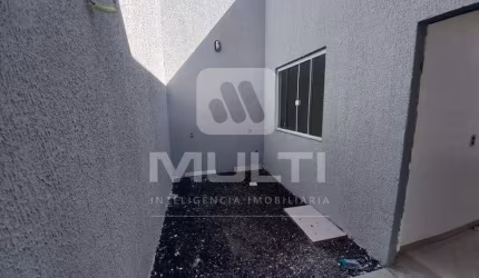 Casa comercial para alugar no Santa Mônica, Uberlândia  por R$ 3.500