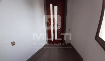 Apartamento com 3 quartos para alugar no Fundinho, Uberlândia  por R$ 7.900