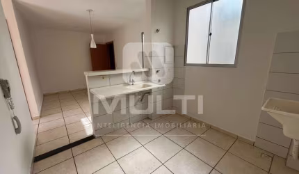 Apartamento com 2 quartos para alugar no Shopping Park, Uberlândia  por R$ 1.000