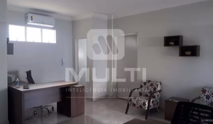Sala comercial para alugar no Umuarama, Uberlândia  por R$ 3.000