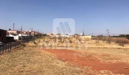 Terreno comercial para alugar em Granada, Uberlândia  por R$ 25.000