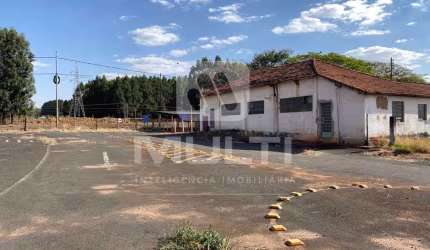 Terreno comercial para alugar na Área Rural de Uberlândia, Uberlândia  por R$ 33.000
