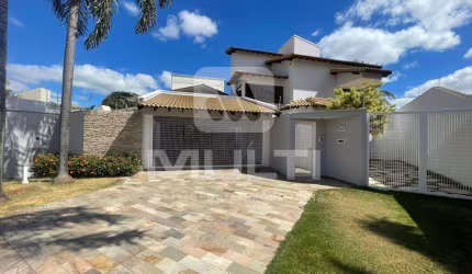 Casa com 4 quartos para alugar no Morada da Colina, Uberlândia  por R$ 12.000