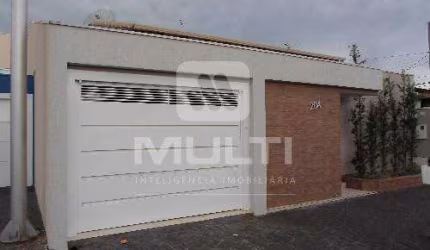 Casa comercial para alugar no Osvaldo Rezende, Uberlândia  por R$ 5.200