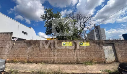 Terreno comercial para alugar no Tabajaras, Uberlândia  por R$ 3.000
