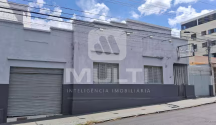 Casa com 4 quartos para alugar no Centro, Uberlândia  por R$ 3.000