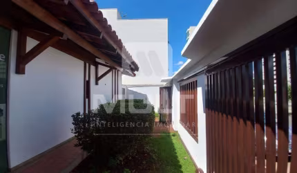 Casa comercial para alugar no Martins, Uberlândia  por R$ 10.000
