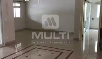 Casa com 4 quartos para alugar na Cidade Jardim, Uberlândia  por R$ 15.000