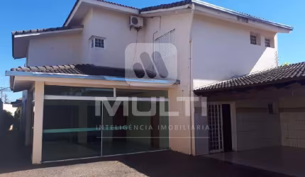 Casa comercial para alugar no Umuarama, Uberlândia  por R$ 5.000