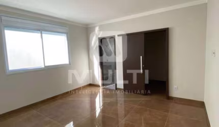 Casa com 3 quartos para alugar no Jardim Karaíba, Uberlândia  por R$ 6.500