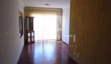 Apartamento com 3 quartos para alugar em Saraiva, Uberlândia  por R$ 1.800