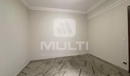 Sala comercial para alugar no Brasil, Uberlândia  por R$ 1.100