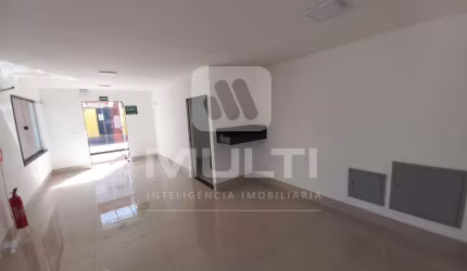 Casa comercial para alugar no Osvaldo Rezende, Uberlândia  por R$ 10.000