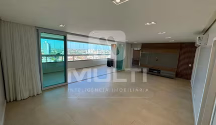 Apartamento com 3 quartos para alugar no Osvaldo Rezende, Uberlândia  por R$ 10.000