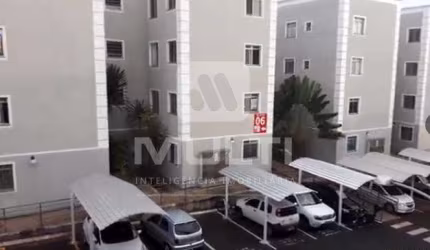 Apartamento com 2 quartos para alugar no Chácaras Tubalina e Quartel, Uberlândia  por R$ 1.000