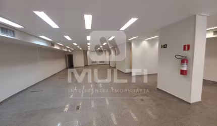 Sala comercial para alugar no Centro, Uberlândia  por R$ 40.000