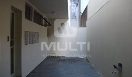 Apartamento com 3 quartos para alugar no Centro, Uberlândia  por R$ 3.500