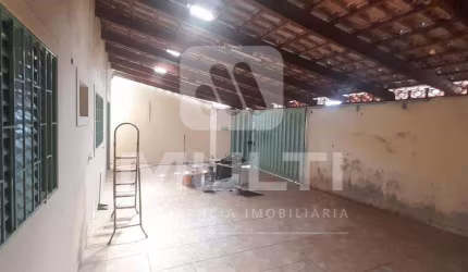 Sala comercial para alugar no Custódio Pereira, Uberlândia  por R$ 700