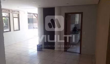 Casa comercial para alugar no Jardim Karaíba, Uberlândia  por R$ 6.000