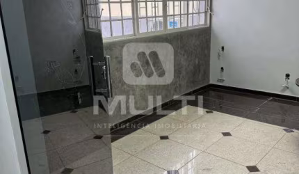 Sala comercial para alugar no Cazeca, Uberlândia  por R$ 1.000