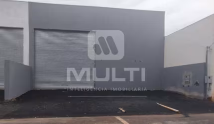 Barracão / Galpão / Depósito para alugar no Shopping Park, Uberlândia  por R$ 5.500